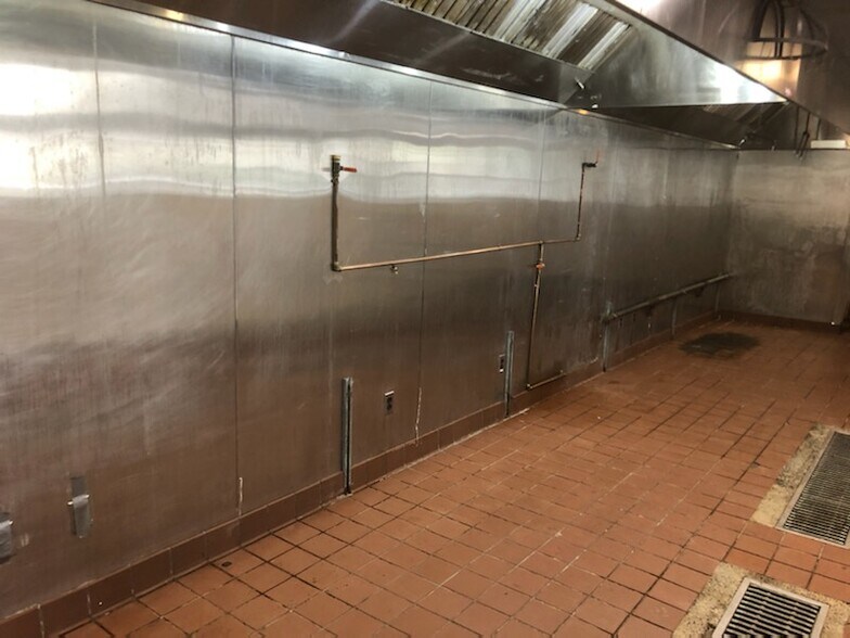 More Photos Of 1275 S River Rd, Cranbury Medical For Sale