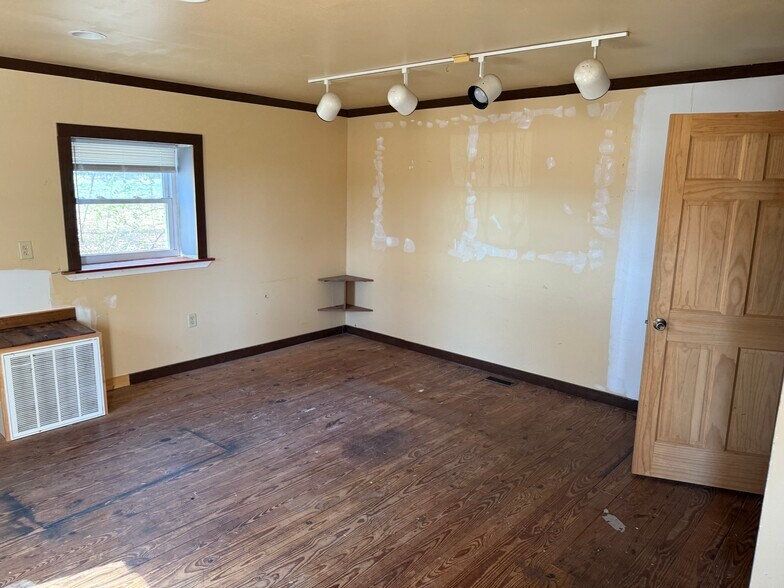 More Photos Of 4794 Murfreesboro Rd, Arrington Land For Lease