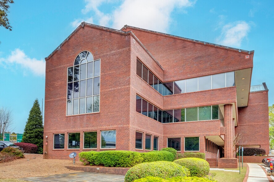 More Photos Of 1605 Chantilly Dr NE, Atlanta Medical For Lease