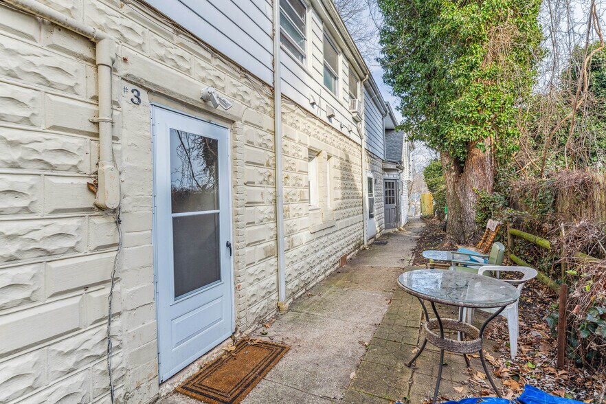 More Photos Of 460 Carvel Beach Rd, Baltimore Apartments For Sale