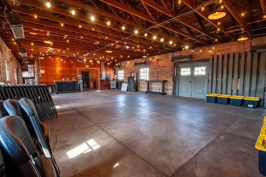 More Photos Of 423 S Cascade, Fergus Falls Freestanding For Sale