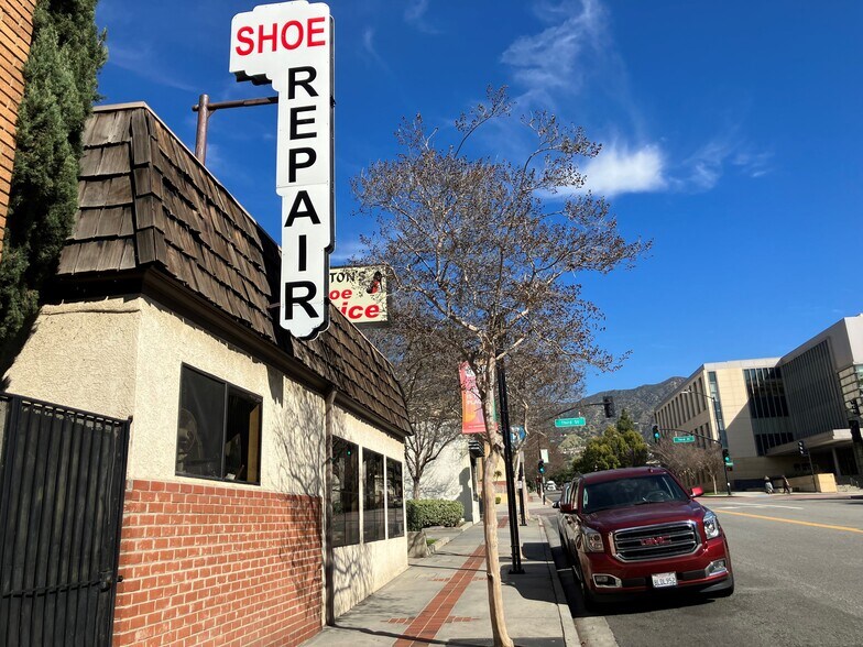 More Photos Of 265 E Orange Grove Ave, Burbank Medical For Lease