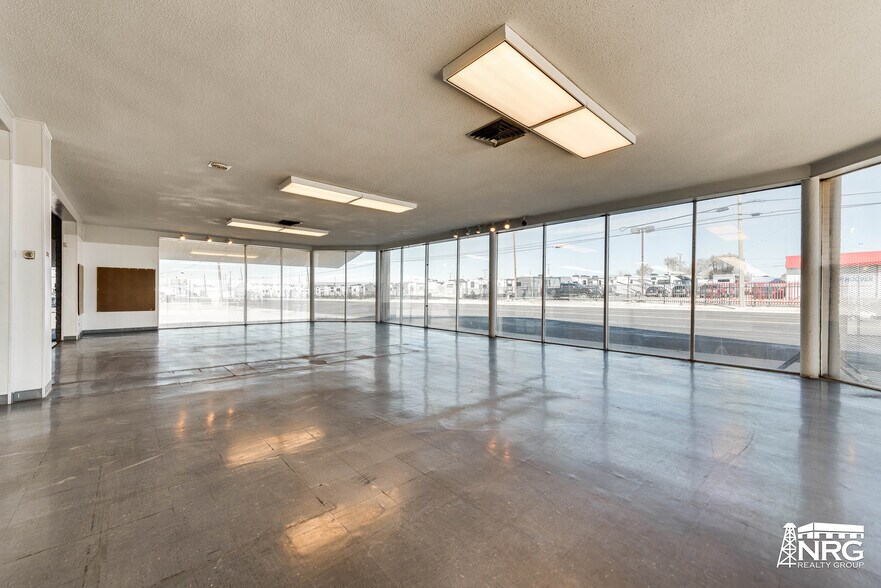 More Photos Of 1510 E 2nd St, Odessa Manufacturing For Lease