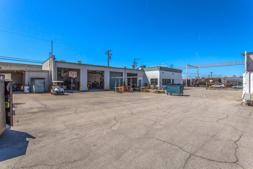 More Photos Of 358 N 6th St, Colton Warehouse For Sale