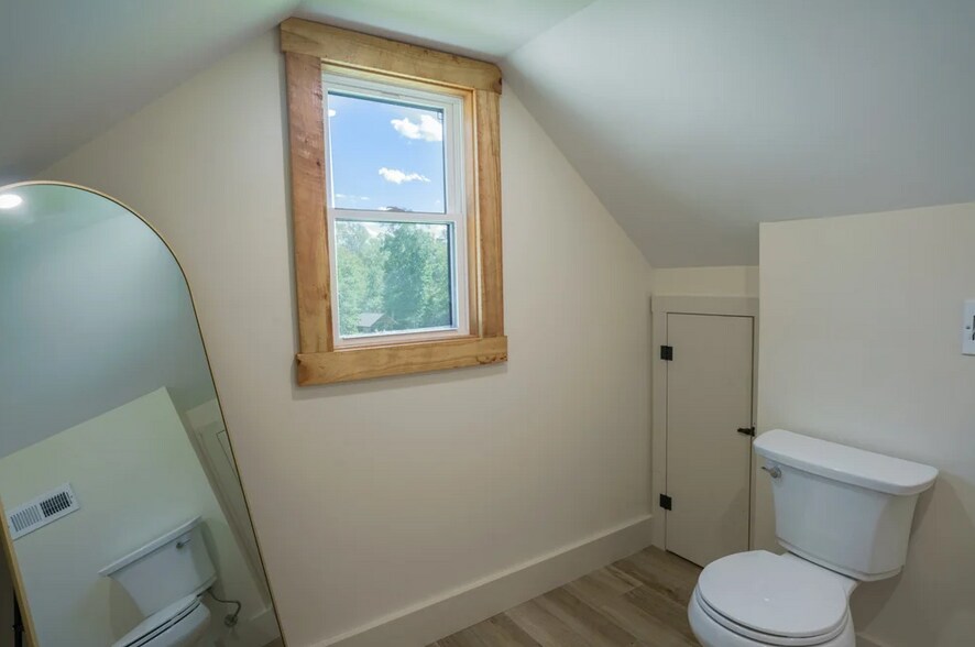 More Photos Of 13496 Shands Rd, Stony Creek Lodge Meeting Hall For Sale