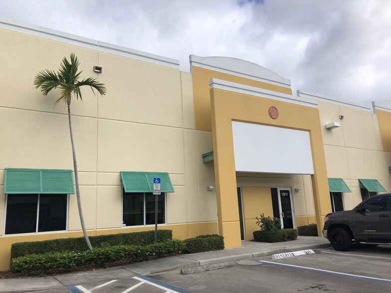 Primary Photo Of 1925 Banks Rd, Margate Warehouse For Sale
