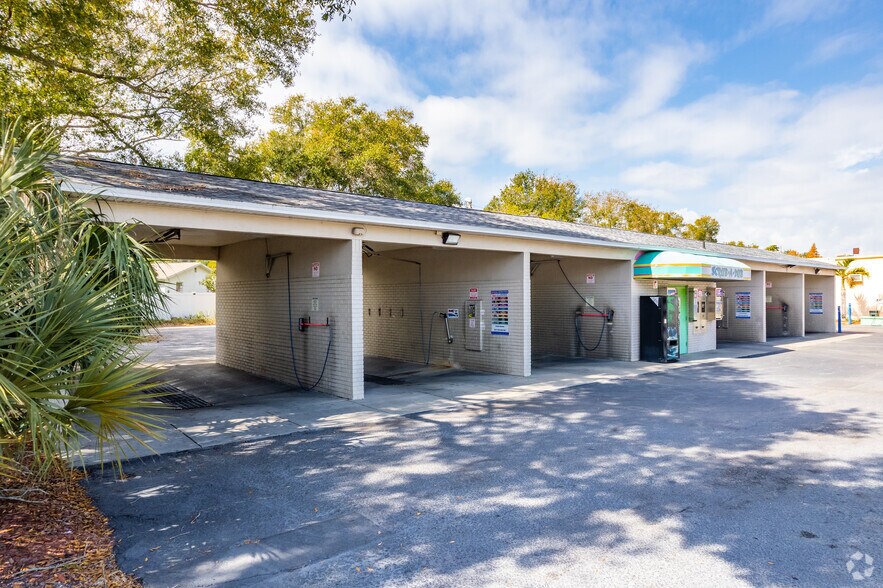 More Photos Of 1496 Seminole Blvd, Largo Carwash For Sale