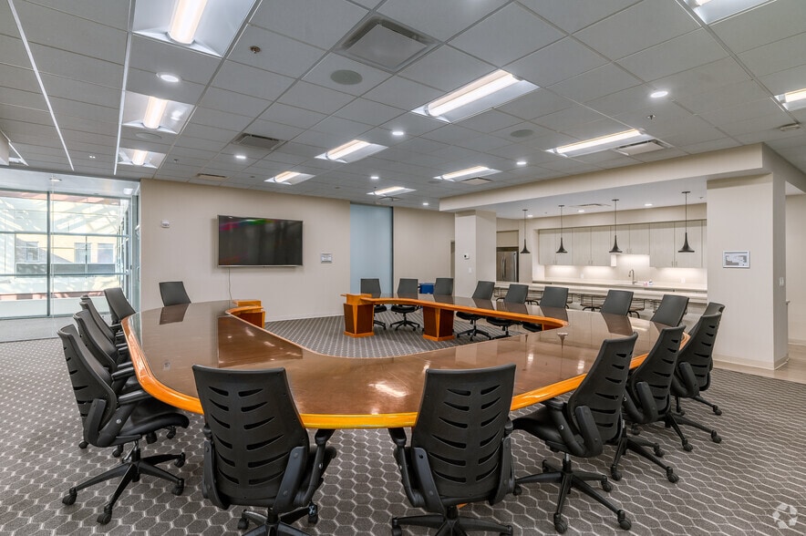 More Photos Of 1500 W 3rd St, Cleveland Office For Lease