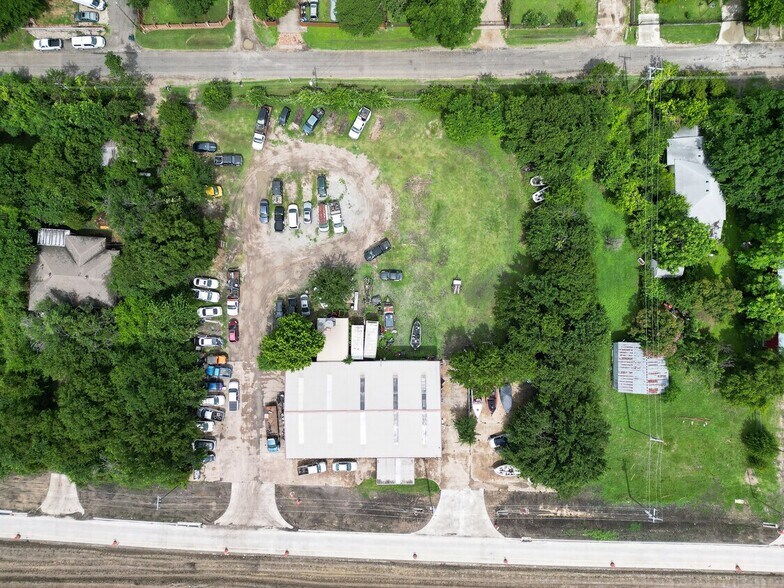 More Photos Of 630 Interstate 35 E Hwy hwy, Red Oak Land For Sale