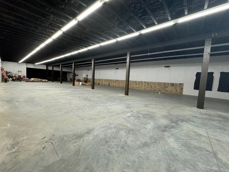 More Photos Of 613 N Main St, Piedmont Restaurant For Sale