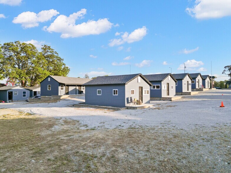 More Photos Of 4983 E Indiana Beach Rd, Monticello Hospitality For Sale