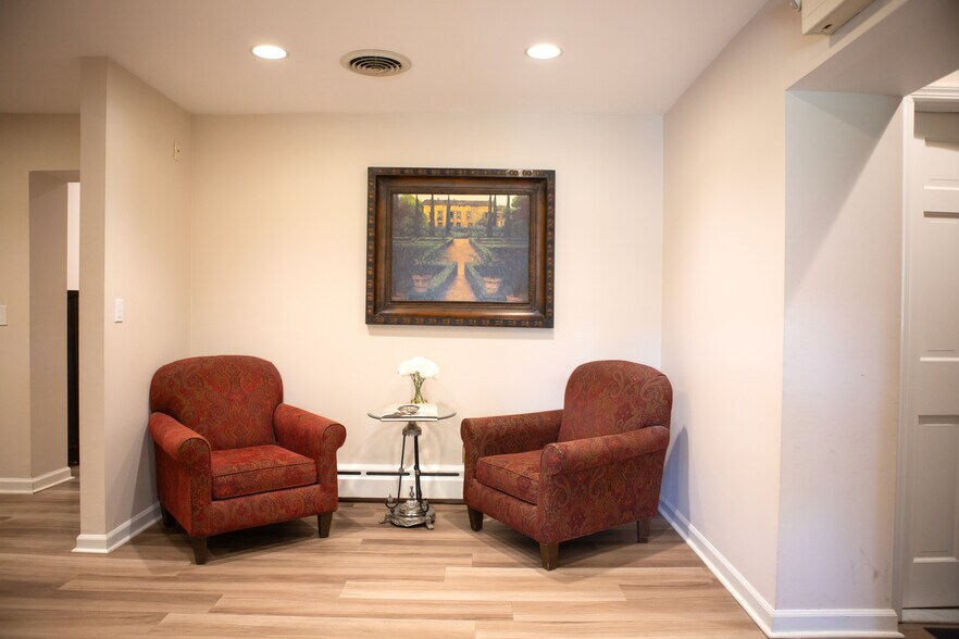 More Photos Of 210 Haven Ave, Scotch Plains Office For Sale
