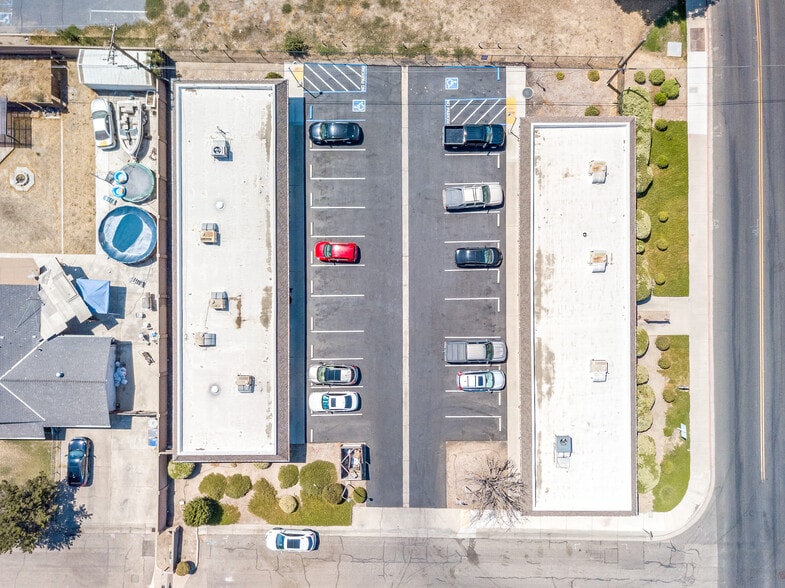 More Photos Of 3200 S Fairway St, Visalia Office For Lease