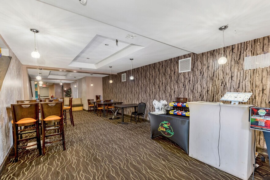 More Photos Of 11473 Chester Rd, Sharonville Restaurant For Sale