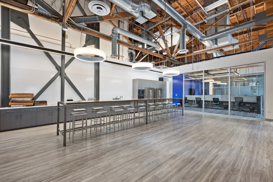More Photos Of 3515 Eastham Dr, Culver City Loft Creative Space For Sale