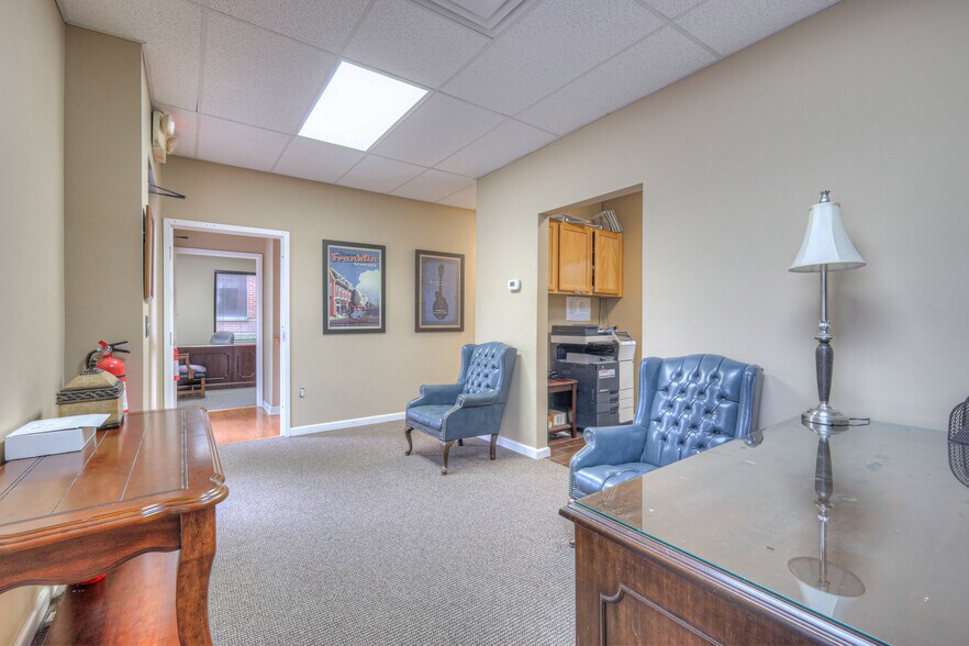 More Photos Of 106 Mission Ct, Franklin Office For Sale