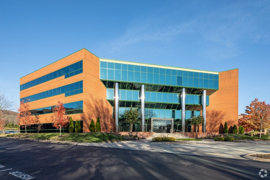 More Photos Of 100 Winners Cir, Brentwood Office For Lease