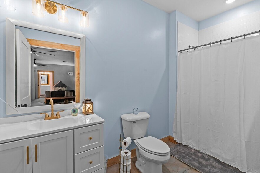 More Photos Of 11179 County Road 1, Enterprise Flex For Sale