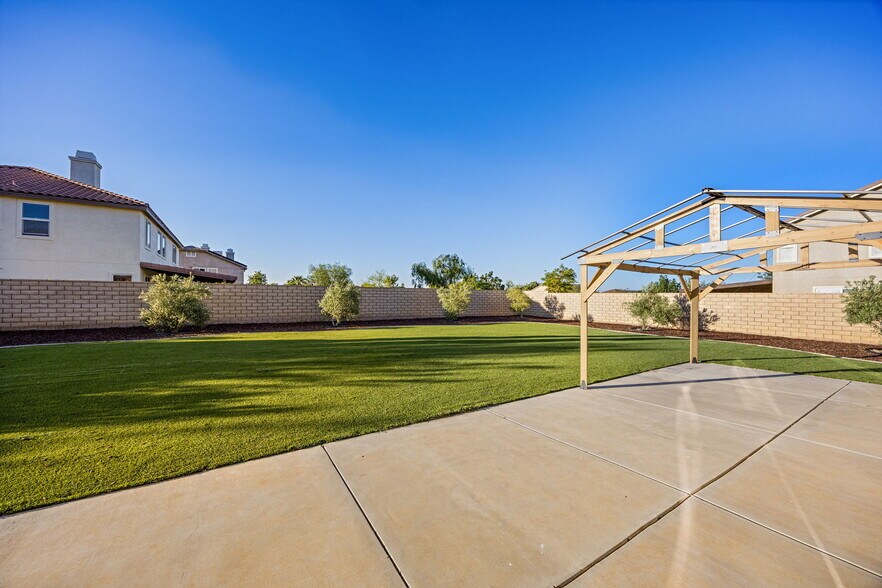 More Photos Of 4375 W Avenue M11, Lancaster Rehabilitation Center For Sale