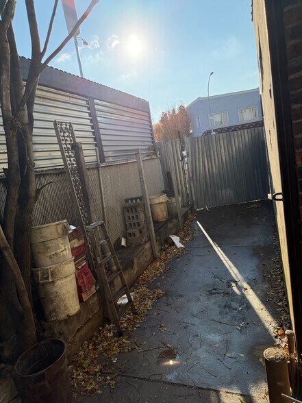 More Photos Of 54-19 Flushing Ave, Maspeth Warehouse For Sale