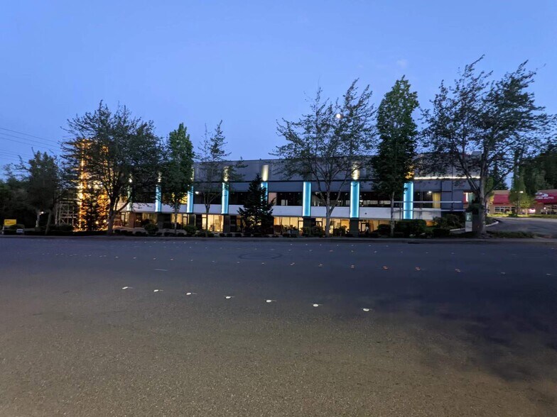 More Photos Of 13433 NE 20th St, Bellevue Unknown For Lease