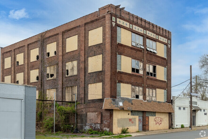 More Photos Of 636 E State St, Trenton Warehouse For Sale