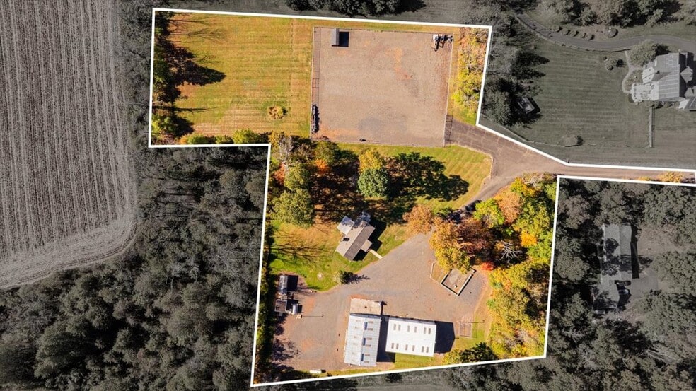 More Photos Of 563 Deep Run Rd, Perkasie Contractor Storage Yard For Sale