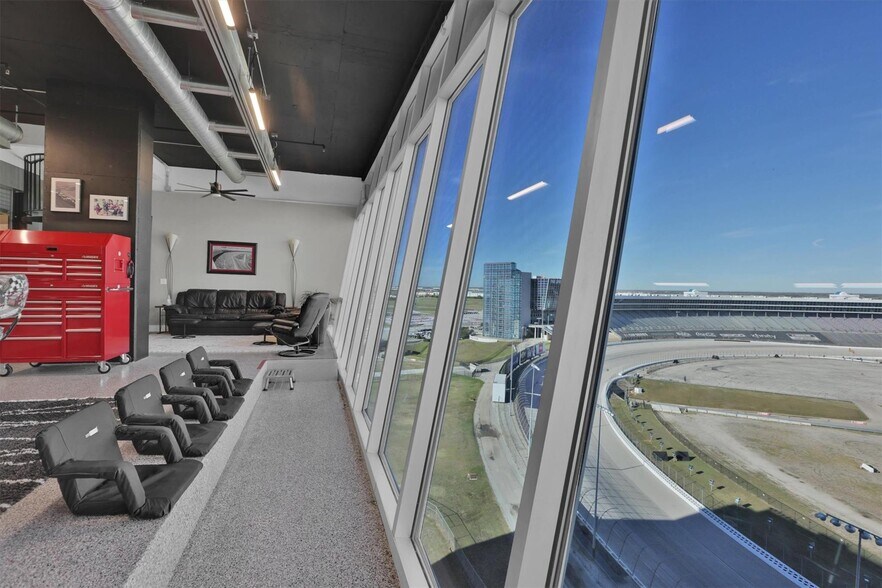 More Photos Of 3575 Lone Star Cir, Fort Worth Apartments For Sale