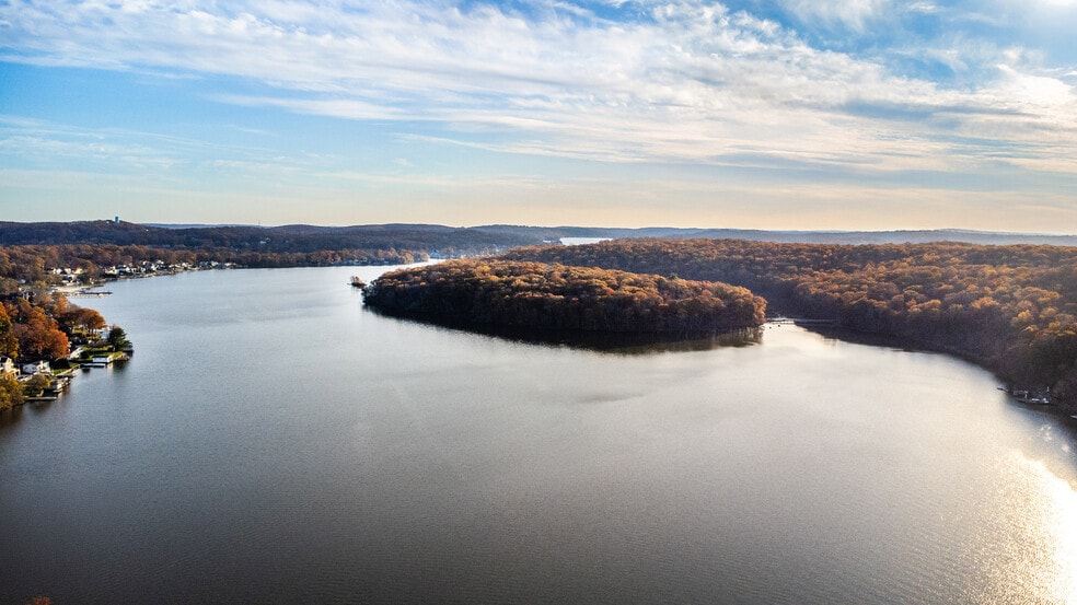 More Photos Of 148 Route 181, Lake Hopatcong Apartments For Sale