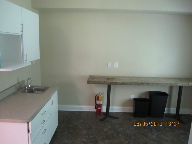 More Photos Of 1015 Tyrone Rd, Tyrone Medical For Lease