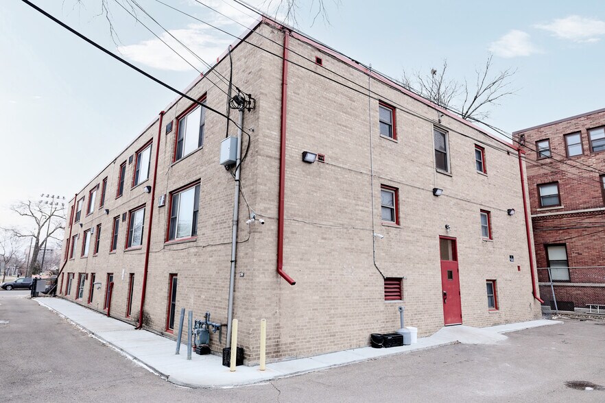 More Photos Of 2110 S Park Ave, Minneapolis Apartments For Sale