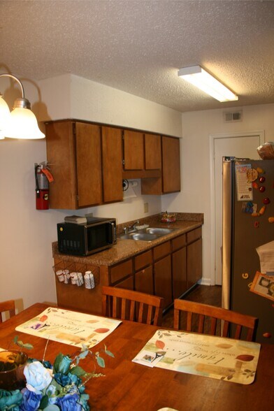 More Photos Of 601 Juniper Dr, Saluda Apartments For Sale