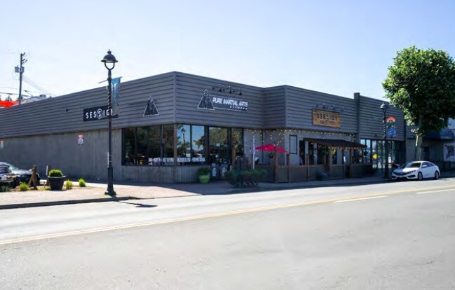 Primary Photo Of 922 Island Hwy, Campbell River General Retail For Sale