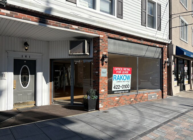More Photos Of 161 E Main St, Mount Kisco Storefront Retail Residential For Lease