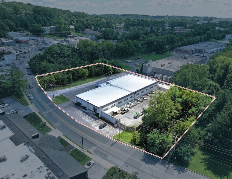 More Photos Of 109 Cockeysville Rd, Cockeysville Warehouse For Lease