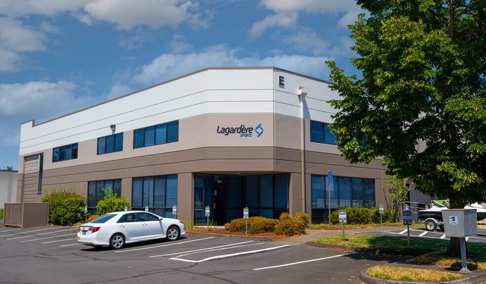 More Photos Of 9946-9978 SW Arctic Dr, Beaverton Unknown For Lease