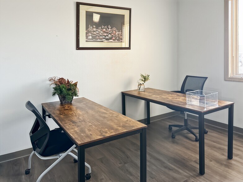 More Photos Of 6300 Riverside Plaza Ln NW, Albuquerque Coworking Space