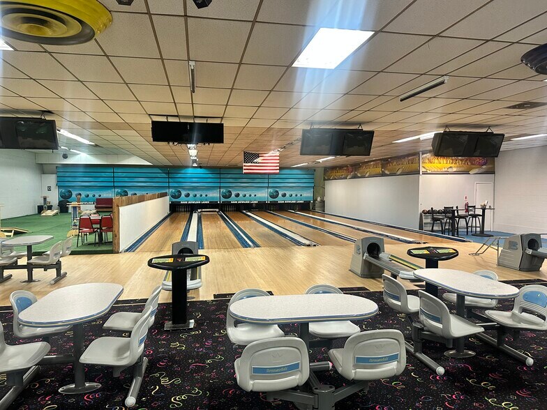 More Photos Of 918 Sage Ave, Kemmerer Sports And Entertainment For Sale