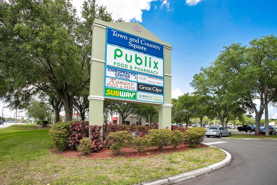 More Photos Of 2300 Griffin Rd, Lakeland Unknown For Lease