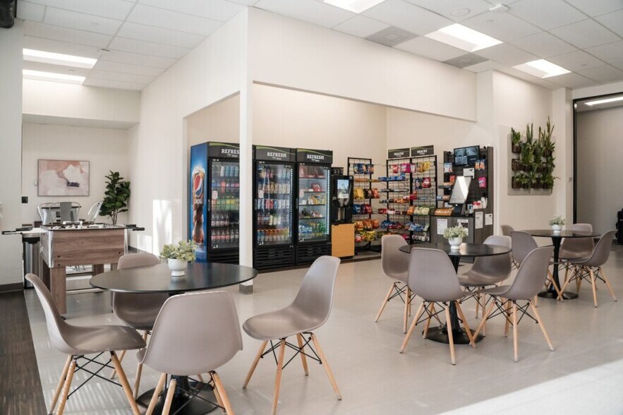 More Photos Of 1235 North Loop W, Houston Office For Lease