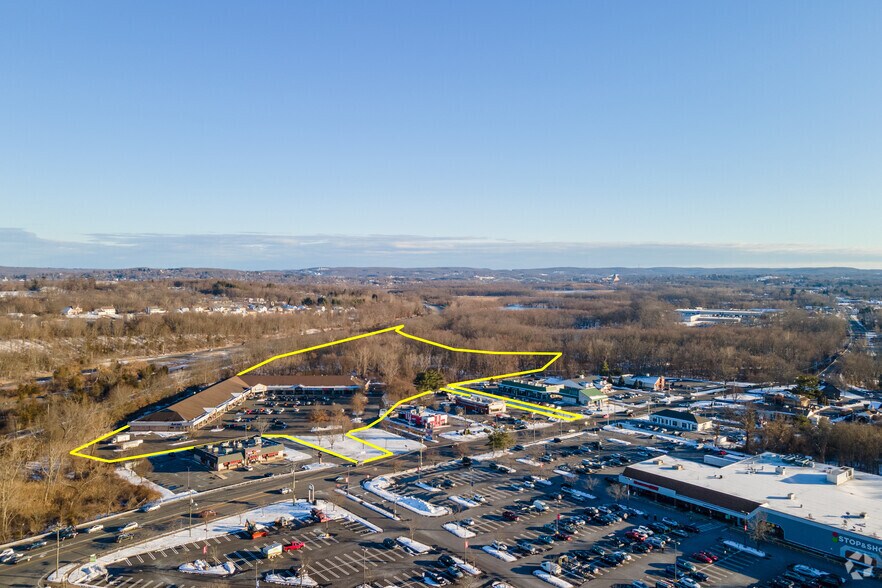 More Photos Of 34 Shunpike Rd, Cromwell Freestanding For Lease