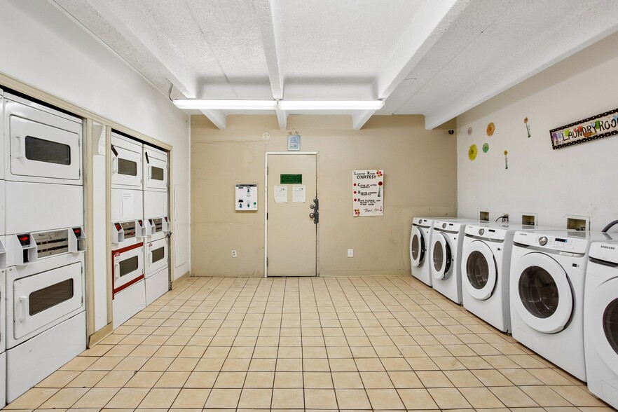 More Photos Of 7655 W 67th Ave, Arvada Apartments For Sale