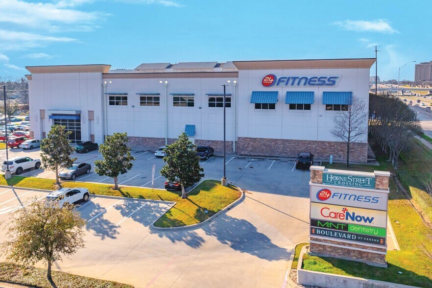 More Photos Of 2701 Halloran St, Fort Worth General Retail For Sale