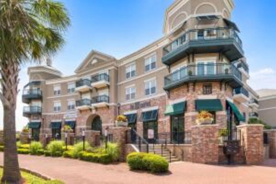 Primary Photo Of 211 River Landing Dr, Charleston Apartments For Lease