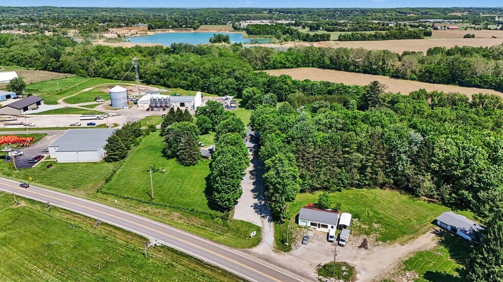 More Photos Of 9030 Columbus Rd, Mount Vernon Religious Facility For Lease