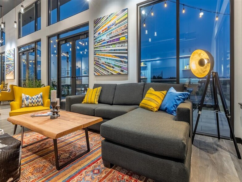 More Photos Of 2200 W Meeker St, Kent Apartments For Lease