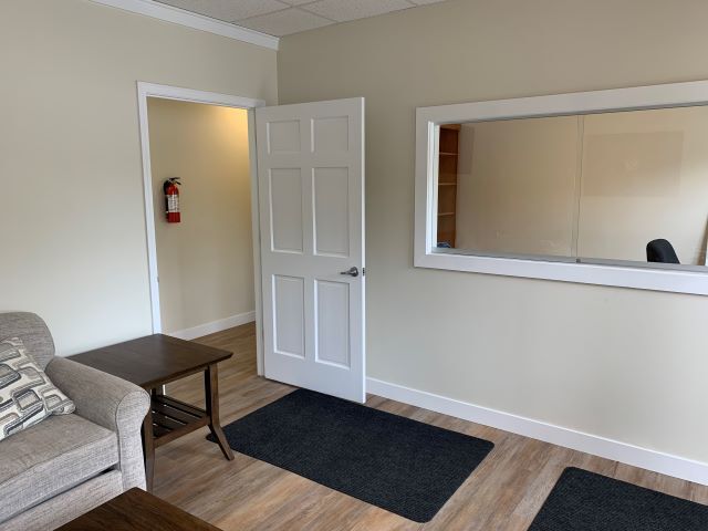 More Photos Of 93 W Fourth St, Suttons Bay Medical For Lease
