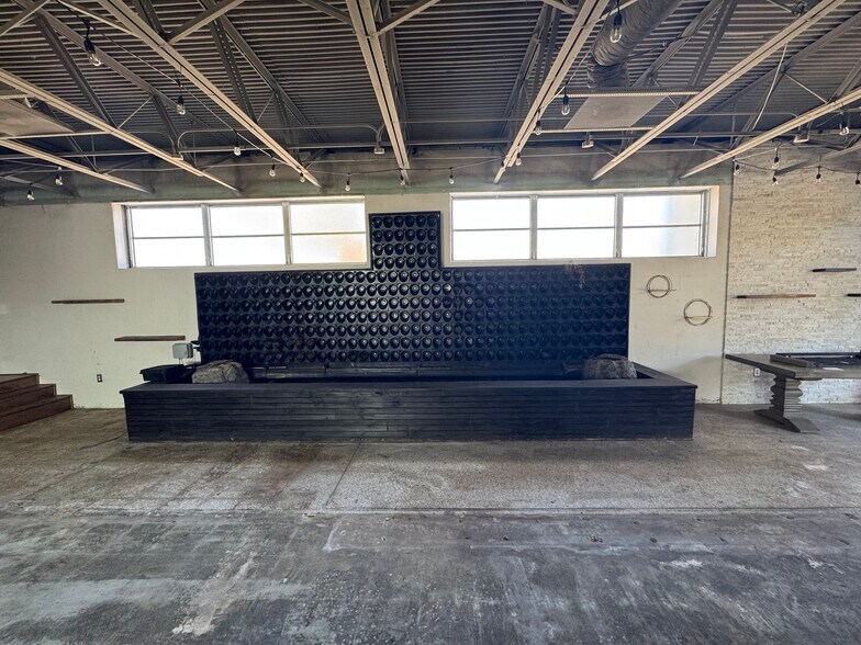 More Photos Of 6801 S West Shore Blvd, Tampa Freestanding For Lease