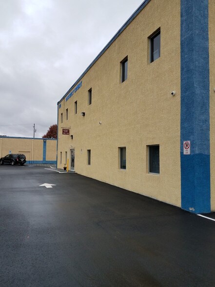 More Photos Of 271 Bethlehem Pike, Colmar Office For Lease