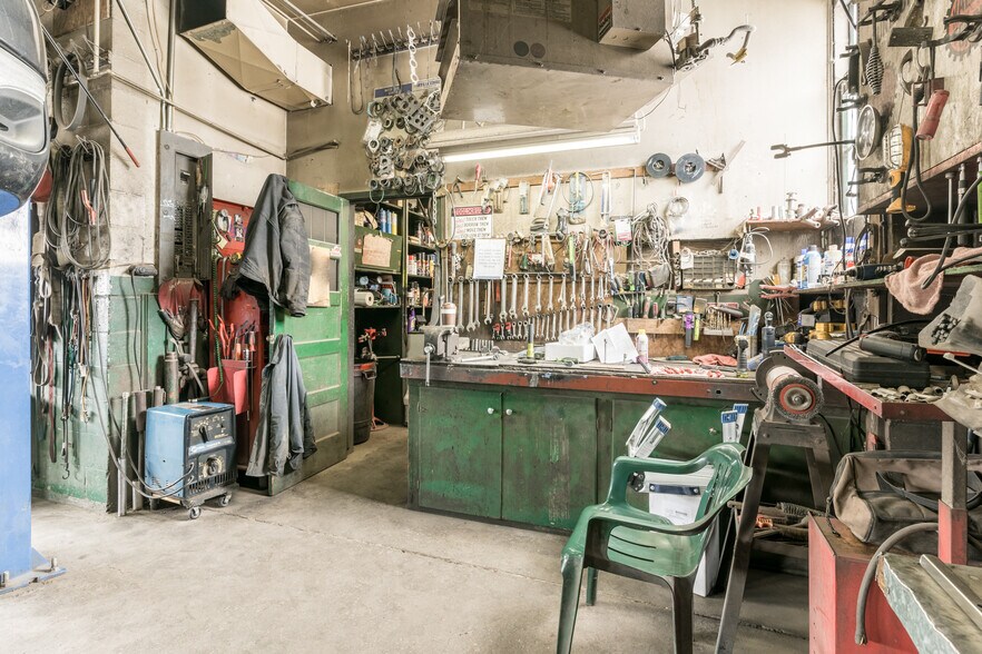 More Photos Of 7 S Highway 91, Downey Self Storage For Sale